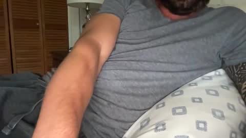 ZaneLoveXO online show from April 28, 2026, 2:55 pm