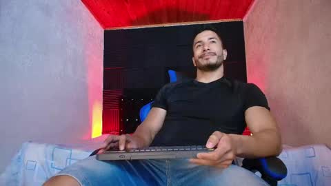zanemaverick online show from April 25, 2026, 1:41 pm
