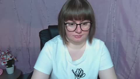 zannadreil online show from May 6, 2026, 6:35 pm