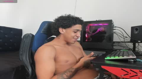 Snapshot of zanxley_ chatting on January 29, 2025, 6:28 pm zanxley_ online show from January 29, 2025, 6:28 pm