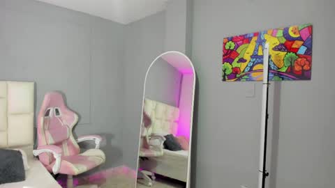 zaphiro__sky online show from March 27, 2026, 9:42 am