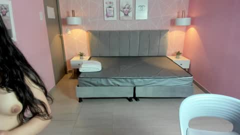 Snapshot of zara__sweet chatting on January 13, 2025, 12:35 pm Zara Sweet online show from January 13, 2025, 12:35 pm