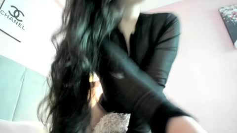 Snapshot of zara__sweet chatting on January 27, 2025, 4:11 pm Zara Sweet online show from January 27, 2025, 4:11 pm