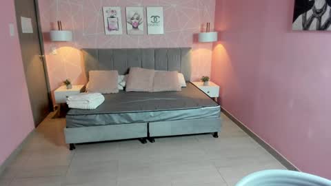 Snapshot of zara__sweet chatting on January 29, 2025, 12:56 pm Zara Sweet online show from January 29, 2025, 12:56 pm