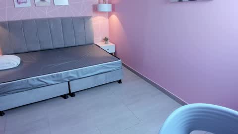 Snapshot of zara__sweet chatting on February 14, 2025, 12:36 pm Zara Sweet online show from February 14, 2025, 12:36 pm