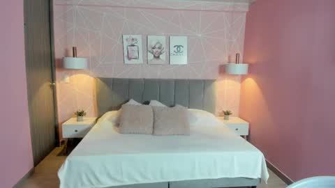 Snapshot of zara__sweet chatting on October 22, 2025, 1:44 pm Zara Sweet online show from October 22, 2025, 1:44 pm