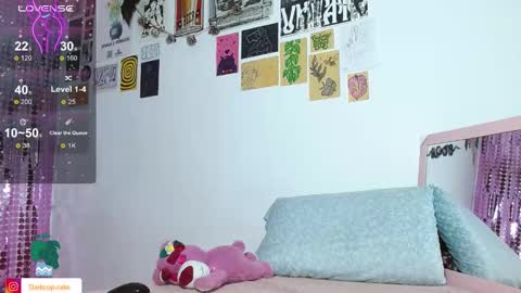 Zara Flores online show from January 11, 2025, 9:57 pm
