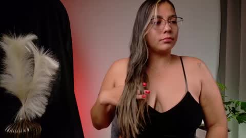 Snapshot of zara_nova chatting on April 15, 2026, 11:49 pm Zara Nova online show from April 15, 2026, 11:49 pm