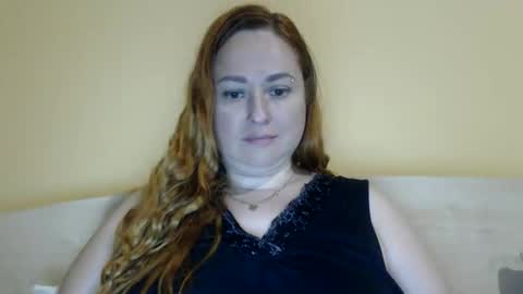 Snapshot of zara_red chatting on June 7, 2026, 9:35 am Kate. if im not here im here foxy red333 online show from June 7, 2026, 9:35 am