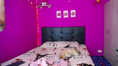 Snapshot of zara_tattoox chatting on December 30, 2024, 6:53 am ZARA ANYELINA online show from December 30, 2024, 6:53 am