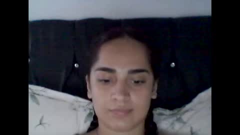 zaraa_lopez online show from November 18, 2025, 1:04 pm