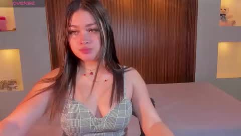 Snapshot of zarablaze5 chatting on September 29, 2025, 12:21 pm Zara Blaze online show from September 29, 2025, 12:21 pm