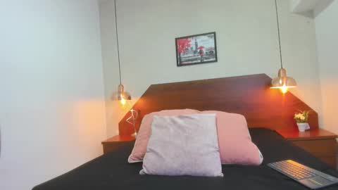 Zara  online show from February 5, 2026, 11:37 am