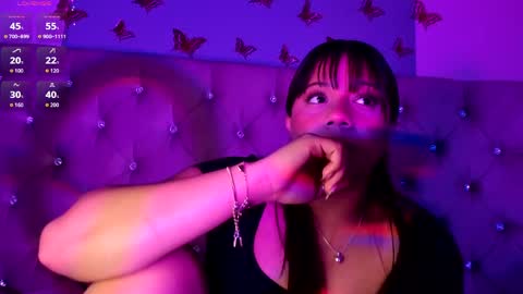 zarablazze_ online show from May 8, 2026, 2:06 am