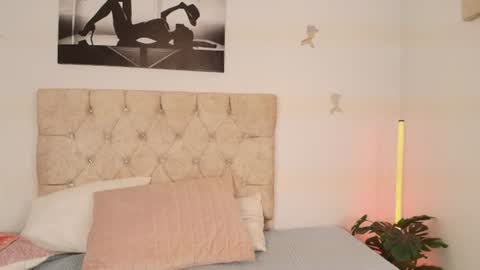 Snapshot of zaracampbell chatting on June 19, 2026, 12:09 pm Zara online show from June 19, 2026, 12:09 pm