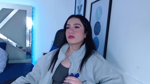 zaradames_ online show from December 23, 2024, 4:12 am