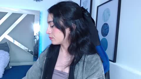 zaradames_ online show from December 25, 2024, 5:16 am