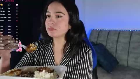 zaradames_ online show from June 11, 2026, 4:54 am