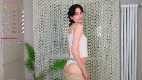Zara online show from February 22, 2025, 7:14 pm