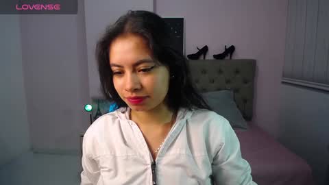 Zarah  online show from December 7, 2024, 1:40 pm