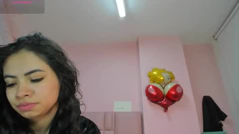 Zarah  online show from October 8, 2025, 11:24 pm