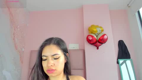 Zarah  online show from October 31, 2025, 2:51 pm