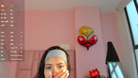 Zarah  online show from November 24, 2025, 9:36 pm