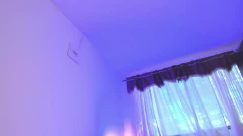 Snapshot of zaraparkers chatting on October 21, 2025, 6:19 pm online show from October 21, 2025, 6:19 pm