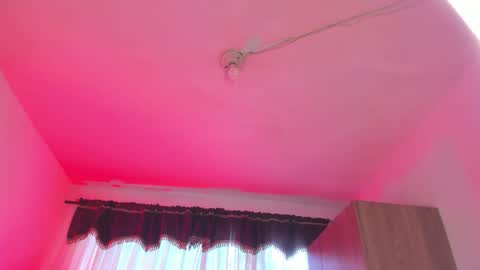 Snapshot of zaraparkers chatting on February 27, 2026, 8:31 pm online show from February 27, 2026, 8:31 pm