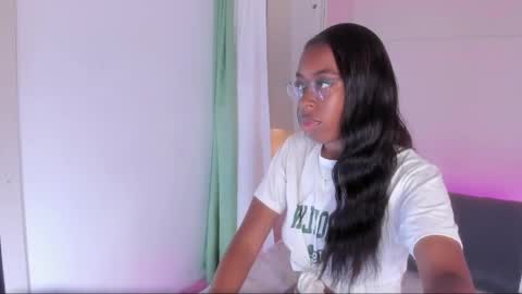 Snapshot of zaraprescott chatting on April 25, 2026, 8:28 pm SARA online show from April 25, 2026, 8:28 pm