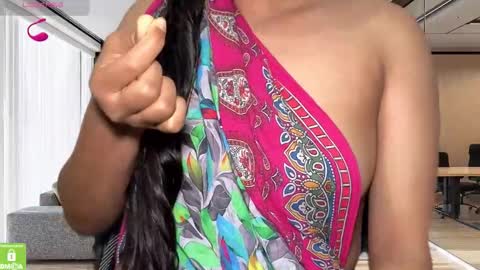 Snapshot of zararaina chatting on February 23, 2026, 11:35 pm zararaina online show from February 23, 2026, 11:35 pm