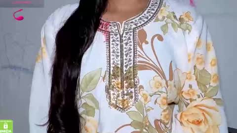 Snapshot of zararaina chatting on February 26, 2026, 9:14 pm zararaina online show from February 26, 2026, 9:14 pm