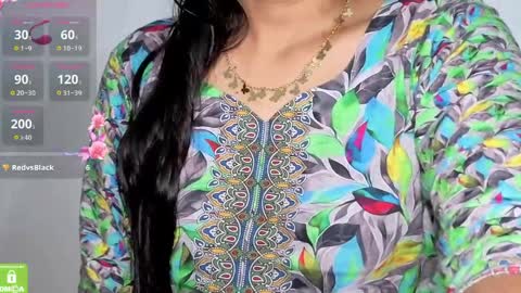 Snapshot of zararaina chatting on March 31, 2026, 10:32 pm zararaina online show from March 31, 2026, 10:32 pm