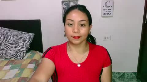Snapshot of zaray_45bella chatting on February 13, 2025, 11:04 pm zaray online show from February 13, 2025, 11:04 pm