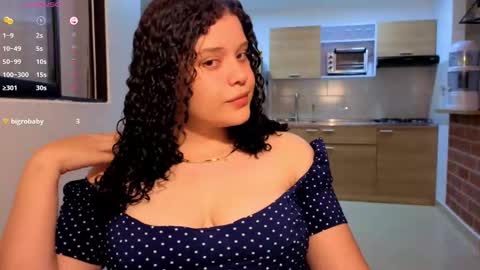 Snapshot of zarayclover__ chatting on October 26, 2025, 1:55 am ZARAY CLOVER online show from October 26, 2025, 1:55 am