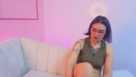 Snapshot of zarcasutra_t chatting on June 18, 2026, 2:21 pm Isabella online show from June 18, 2026, 2:21 pm