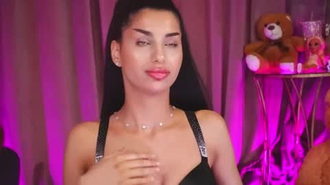 Snapshot of zariaavera chatting on May 11, 2026, 2:45 pm zariaavera online show from May 11, 2026, 2:45 pm