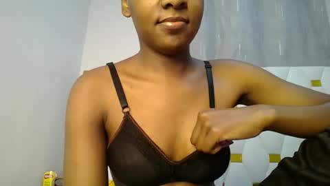 zariah online show from June 25, 2026, 5:12 am