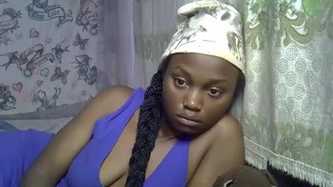 zarinamarlin online show from May 7, 2026, 4:07 am