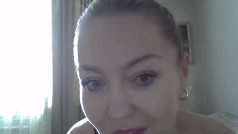 Snapshot of zarinaswift chatting on January 18, 2025, 7:28 am Zarina Swift online show from January 18, 2025, 7:28 am