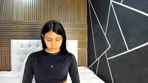 Snapshot of zarinawynne chatting on March 29, 2026, 12:49 pm Zarina Waynne online show from March 29, 2026, 12:49 pm