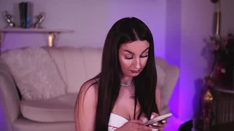 Snapshot of zayaseduce chatting on May 6, 2026, 3:24 am Mira online show from May 6, 2026, 3:24 am