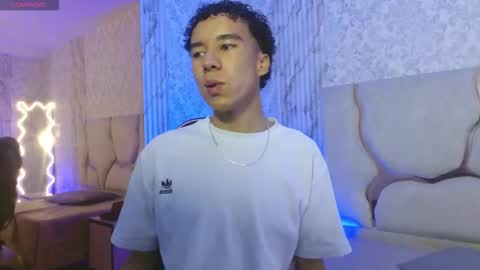 zayn_tay online show from February 7, 2026, 3:54 am