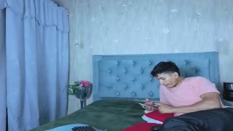 Snapshot of zaynmoretti chatting on June 23, 2026, 3:04 am zaynmoretti online show from June 23, 2026, 3:04 am