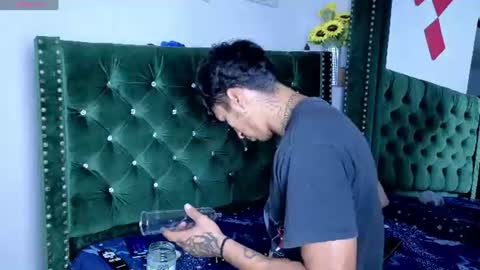 Snapshot of zaynmoretti chatting on July 12, 2026, 3:30 am zaynmoretti online show from July 12, 2026, 3:30 am