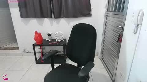 Zayra Pink online show from February 4, 2026, 3:34 am