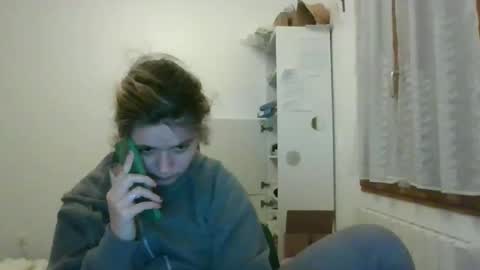 Snapshot of zazbella chatting on February 12, 2026, 9:32 pm zazbella online show from February 12, 2026, 9:32 pm