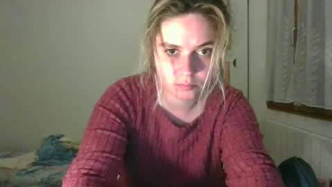 Snapshot of zazbella chatting on March 7, 2026, 10:40 pm zazbella online show from March 7, 2026, 10:40 pm