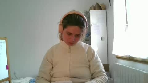 Snapshot of zazbella chatting on March 20, 2026, 7:35 am zazbella online show from March 20, 2026, 7:35 am