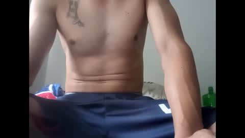 ze online show from November 26, 2025, 8:54 pm